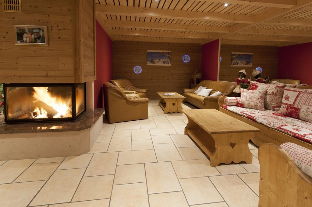 Etoile Des Neiges Piscine Spa Sauna Métabief Buitenkant foto