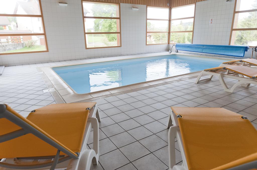 Etoile Des Neiges Piscine Spa Sauna Métabief Buitenkant foto